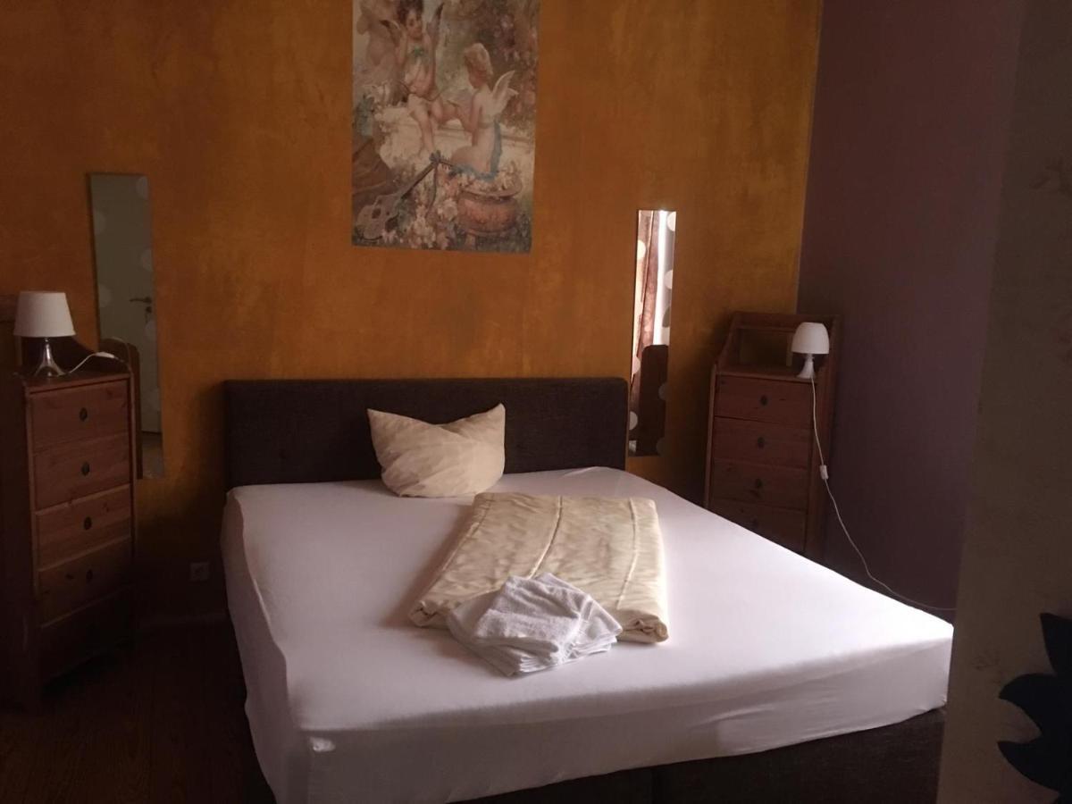 Wohnung In カイザースラウテルン エクステリア 写真